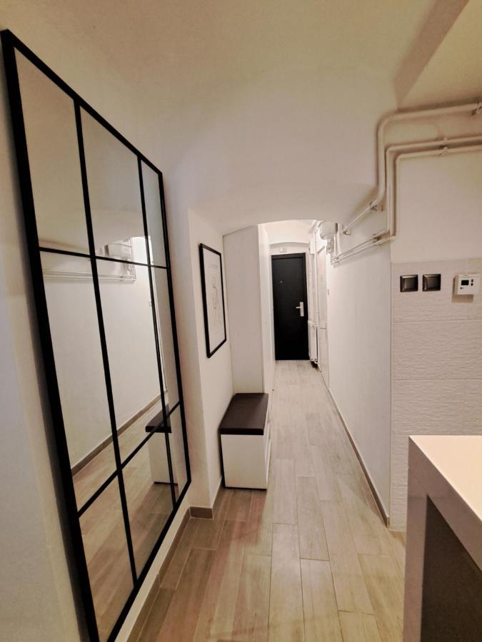 ザグレブCity Centar Apartman With Gardenアパートメント エクステリア 写真
