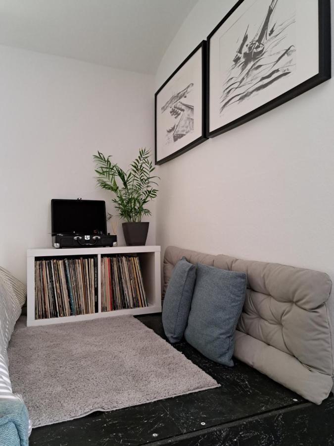 ザグレブCity Centar Apartman With Gardenアパートメント エクステリア 写真